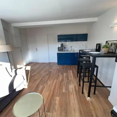 Beautiful 2 Bedroom In By Riviera Secrets * Cannes
